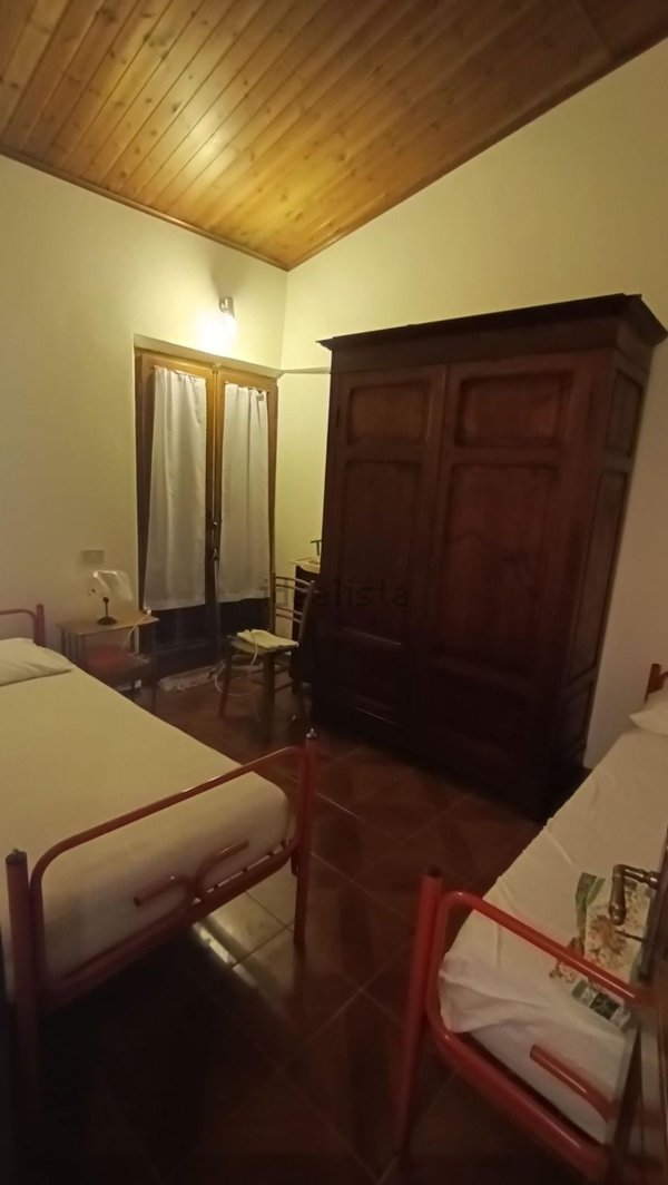 appartamento in vendita a Castiglione d'Orcia in zona Rocca d'Orcia