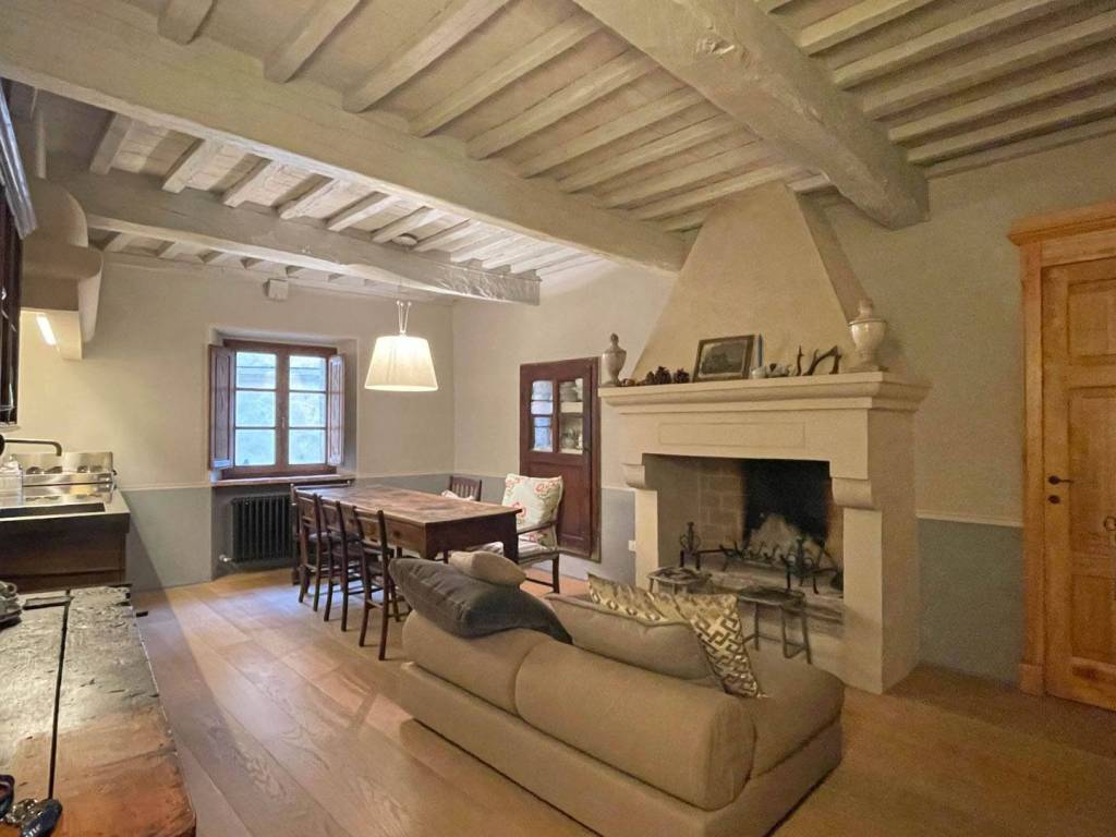 appartamento in vendita a Castiglione d'Orcia in zona Rocca d'Orcia