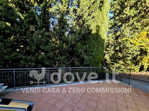 appartamento in vendita a Castiglione d'Orcia in zona Bagni San Filippo