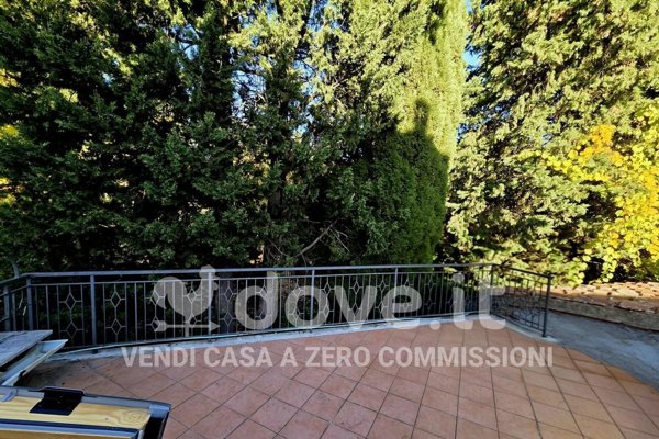 appartamento in vendita a Castiglione d'Orcia in zona Bagni San Filippo