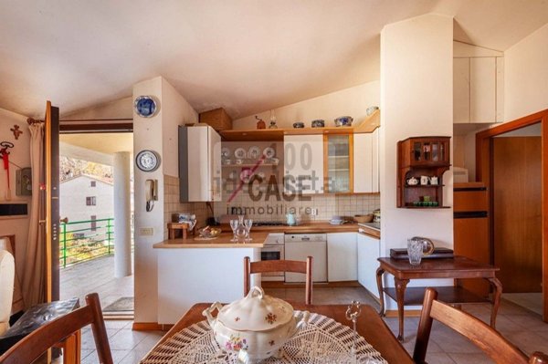 appartamento in vendita a Castiglione d'Orcia in zona Vivo d'Orcia