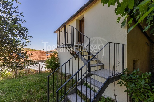 appartamento in vendita a Castiglione d'Orcia in zona Bagni San Filippo