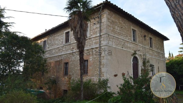 casa indipendente in vendita a Castiglione d'Orcia