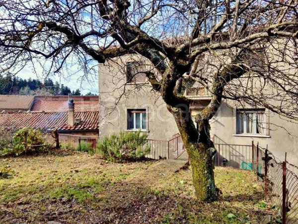 appartamento in vendita a Castiglione d'Orcia in zona Vivo d'Orcia