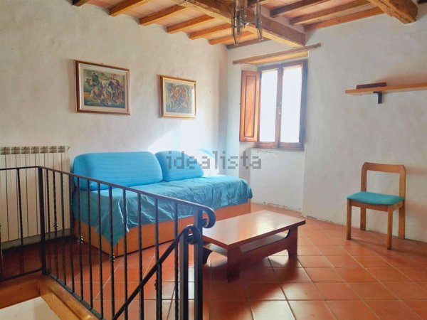 casa indipendente in vendita a Castiglione d'Orcia in zona Vivo d'Orcia