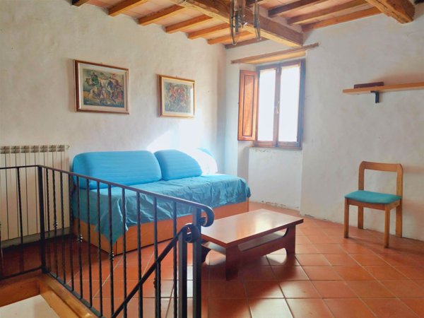 casa indipendente in vendita a Castiglione d'Orcia in zona Vivo d'Orcia