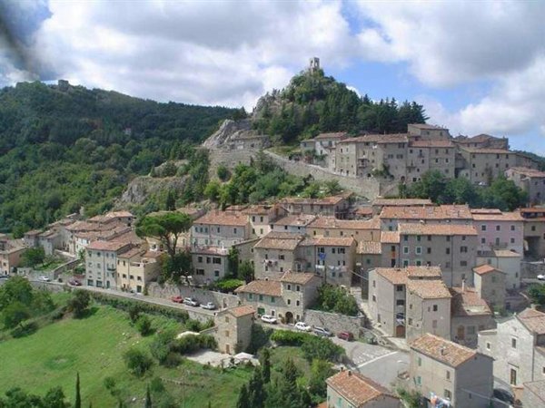 casale in vendita a Castiglione d'Orcia in zona Campiglia d'Orcia