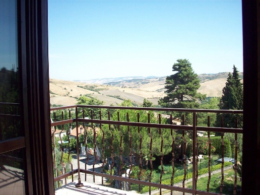 appartamento in vendita a Castiglione d'Orcia in zona Bagni San Filippo