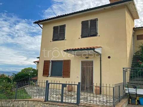 appartamento in vendita a Castiglione d'Orcia