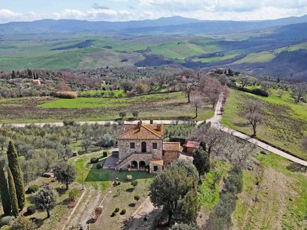 casa indipendente in vendita a Castiglione d'Orcia