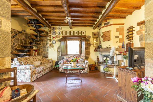 casale in vendita a Castiglione d'Orcia in zona Campiglia d'Orcia