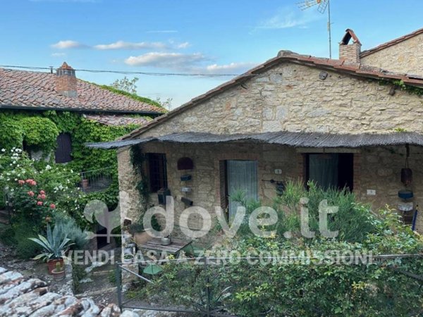 appartamento in vendita a Castiglione d'Orcia in zona Rocca d'Orcia