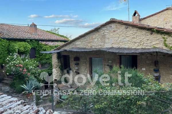 appartamento in vendita a Castiglione d'Orcia in zona Rocca d'Orcia