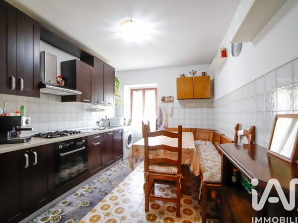 appartamento in vendita a Castiglione d'Orcia in zona Campiglia d'Orcia