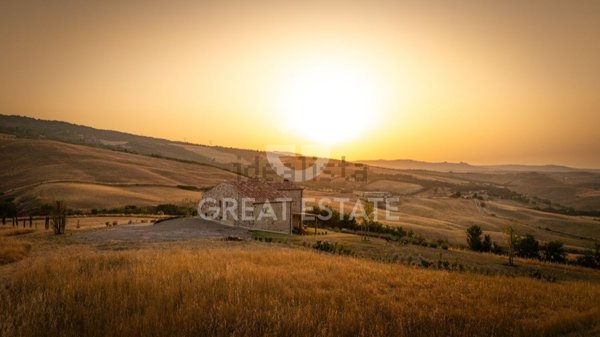 casale in vendita a Castiglione d'Orcia in zona Rocca d'Orcia