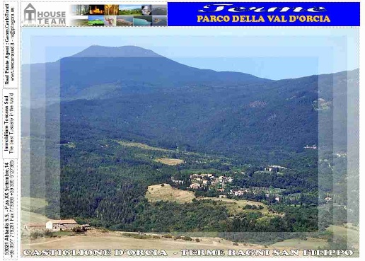 casa indipendente in vendita a Castiglione d'Orcia in zona Bagni San Filippo