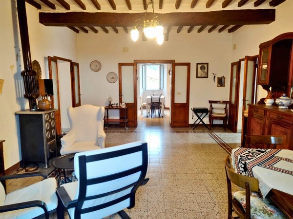 appartamento in vendita a Castiglione d'Orcia in zona Vivo d'Orcia