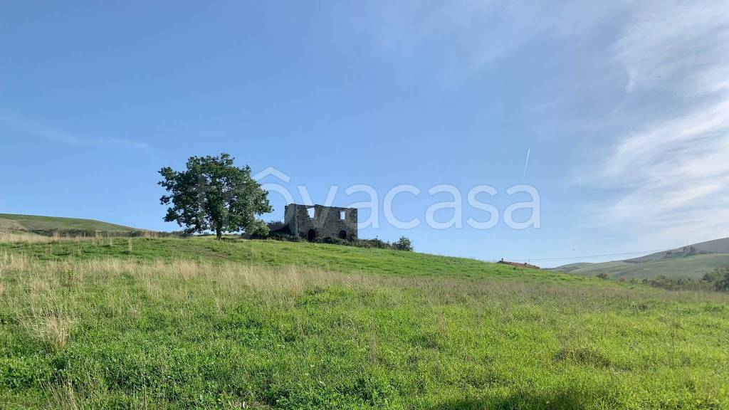 casa indipendente in vendita a Castiglione d'Orcia in zona Rocca d'Orcia
