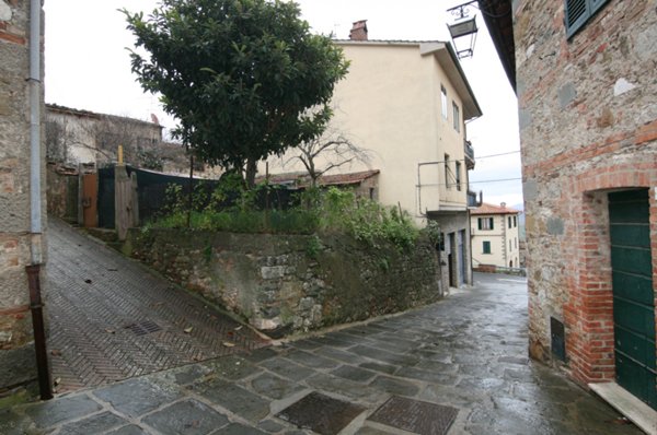 casa indipendente in vendita a Castiglione d'Orcia in zona Rocca d'Orcia