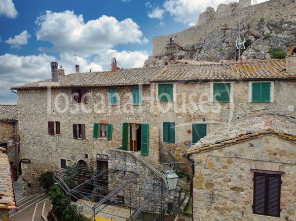 appartamento in vendita a Castiglione d'Orcia in zona Ripa