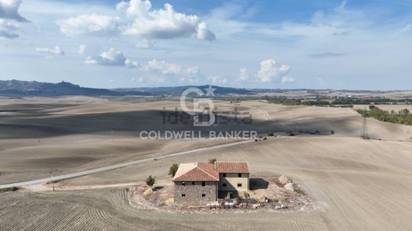 casale in vendita a Castiglione d'Orcia in zona Rocca d'Orcia