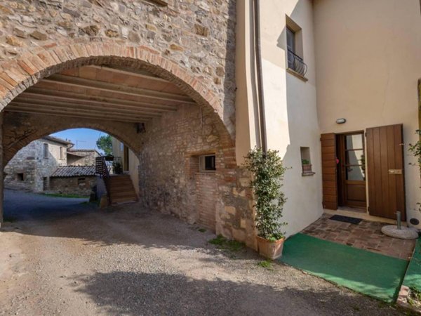 appartamento in vendita a Cetona