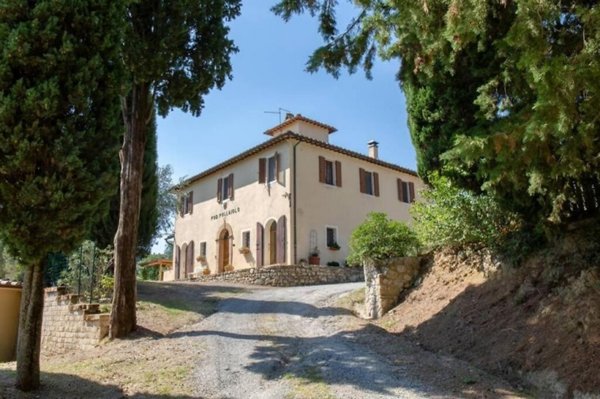 casa indipendente in vendita a Cetona