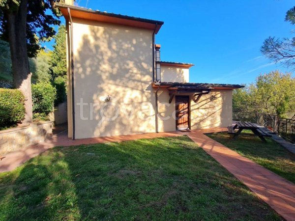 appartamento in vendita a Cetona