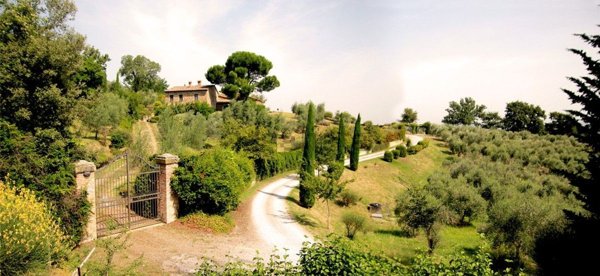 casa indipendente in vendita a Cetona