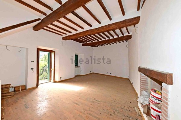 casa indipendente in vendita a Cetona