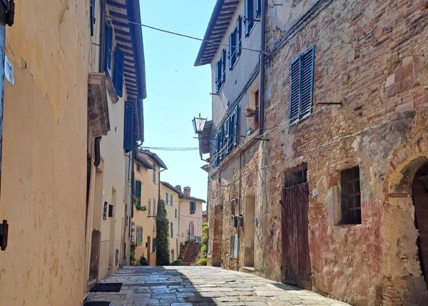 casa indipendente in vendita a Cetona