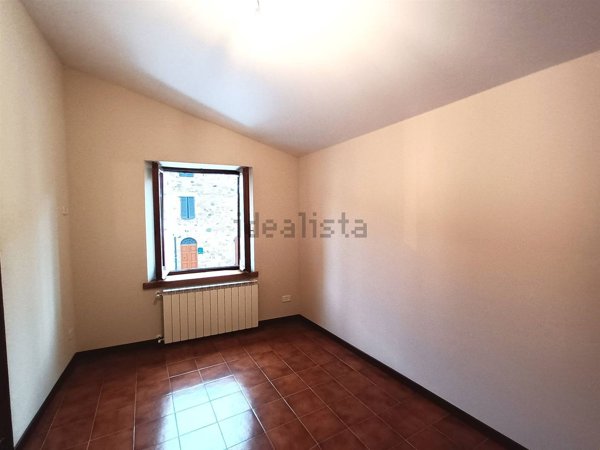 casa indipendente in vendita a Cetona
