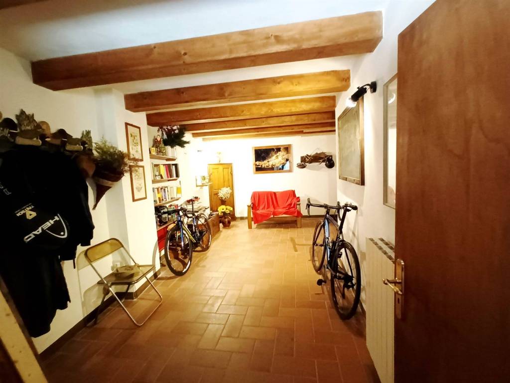 casa indipendente in vendita a Cetona