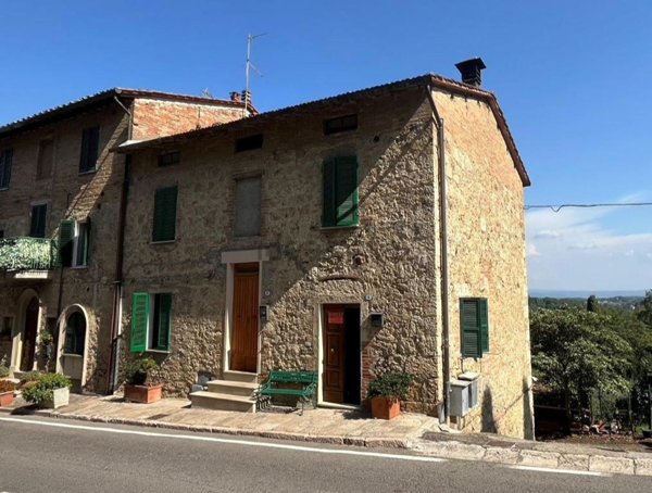 appartamento in vendita a Cetona