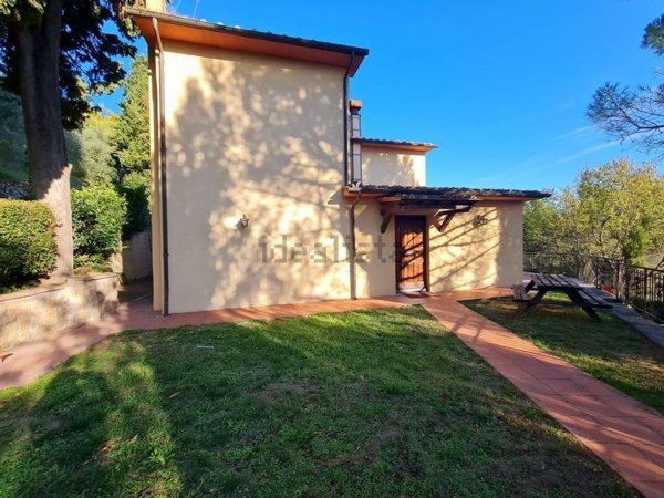 appartamento in vendita a Cetona