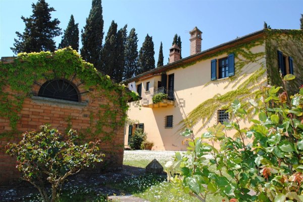 casa indipendente in vendita a Cetona