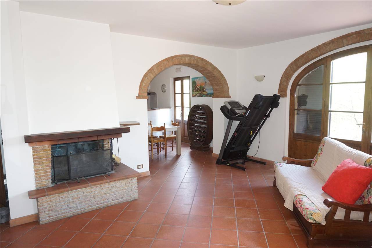 appartamento in vendita a Cetona