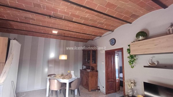 appartamento in vendita a Cetona in zona Piazze