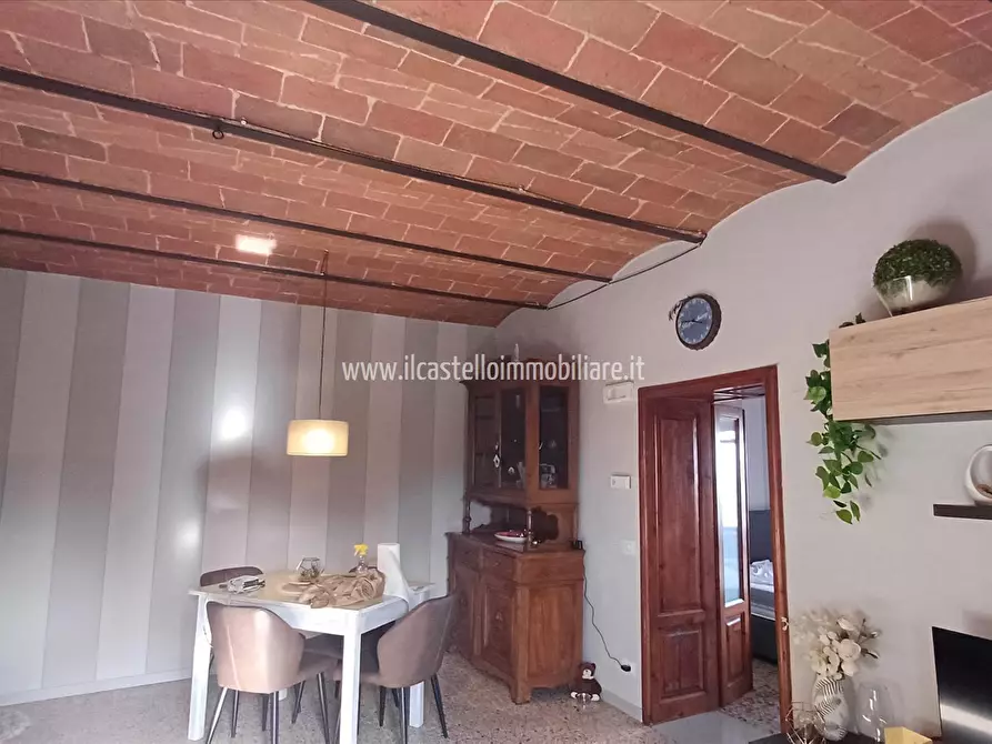 appartamento in vendita a Cetona in zona Piazze
