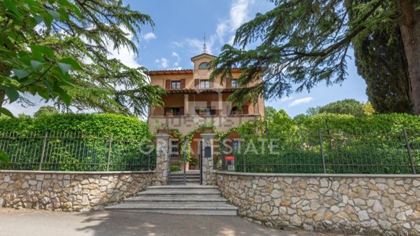 casa indipendente in vendita a Cetona