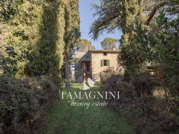 casa indipendente in vendita a Cetona