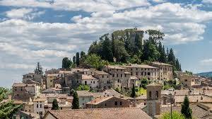 casa indipendente in vendita a Cetona