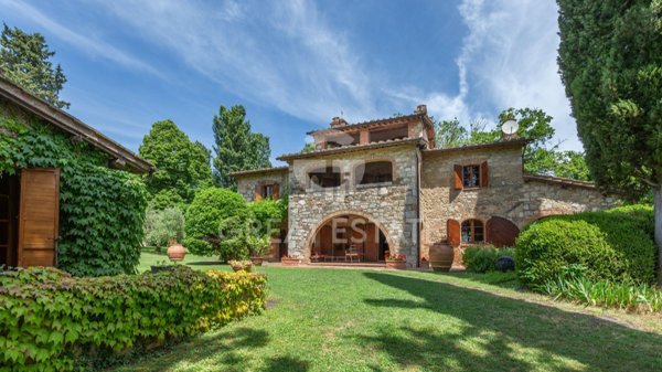 casa indipendente in vendita a Cetona