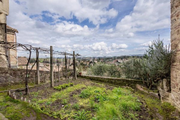 appartamento in vendita a Cetona