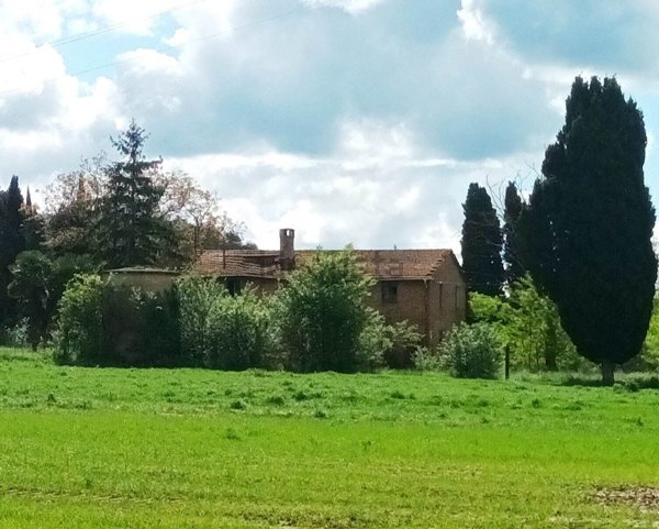 casa indipendente in vendita a Cetona
