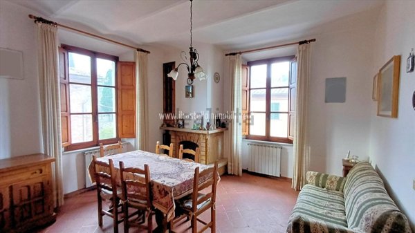 appartamento in vendita a Cetona in zona Piazze