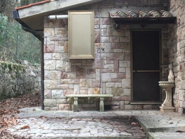 casa indipendente in vendita a Cetona