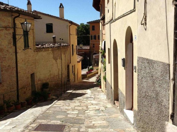 appartamento in vendita a Cetona