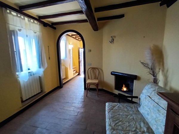 casa indipendente in vendita a Cetona