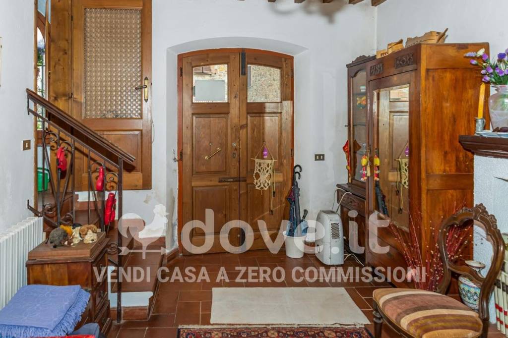 casa indipendente in vendita a Cetona